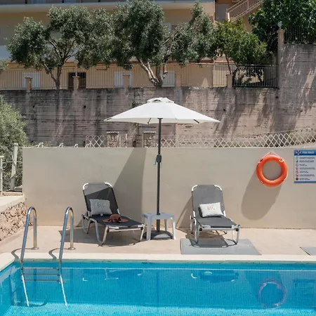 Evagelia Luxury Family *